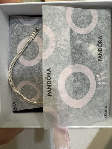 Bracciale pandora con charm - con,